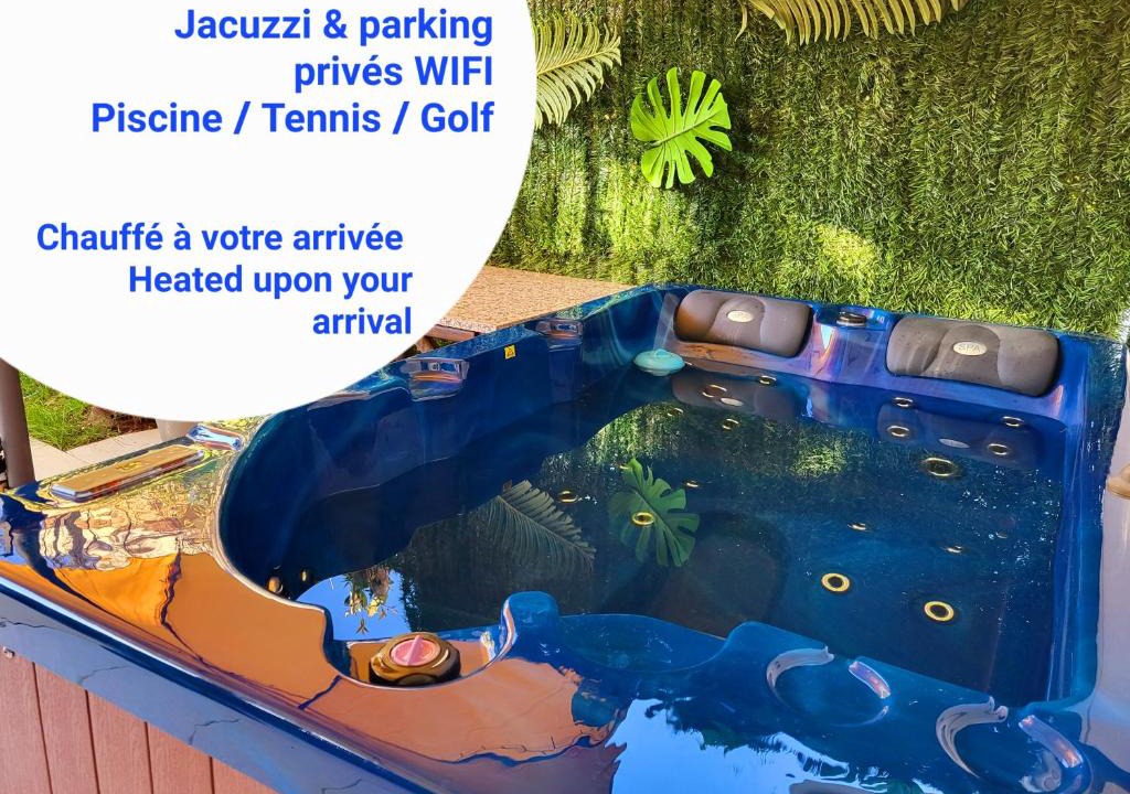 La Bocca Nord Apartment | Évasion à deux, domaine prestigieux, jacuzzi et parking privés, piscine