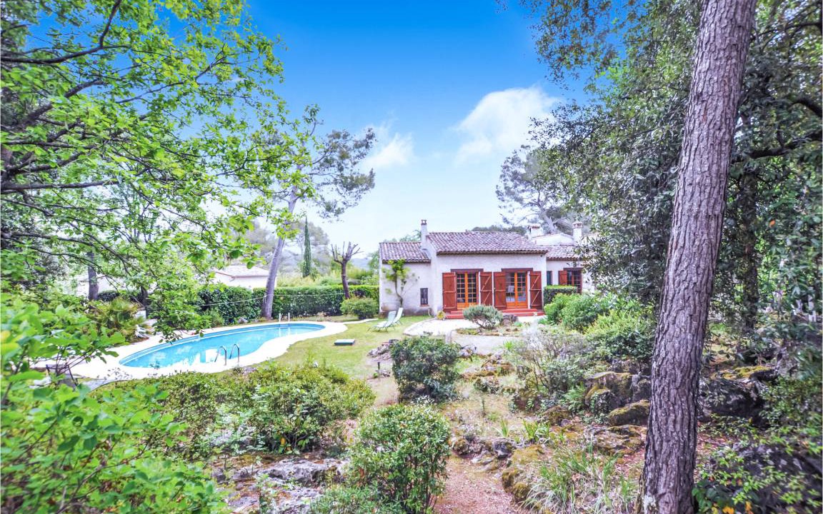 Roquefort-les-Pins House | 120 m² House ∙ 3 bedrooms ∙ 6 guests