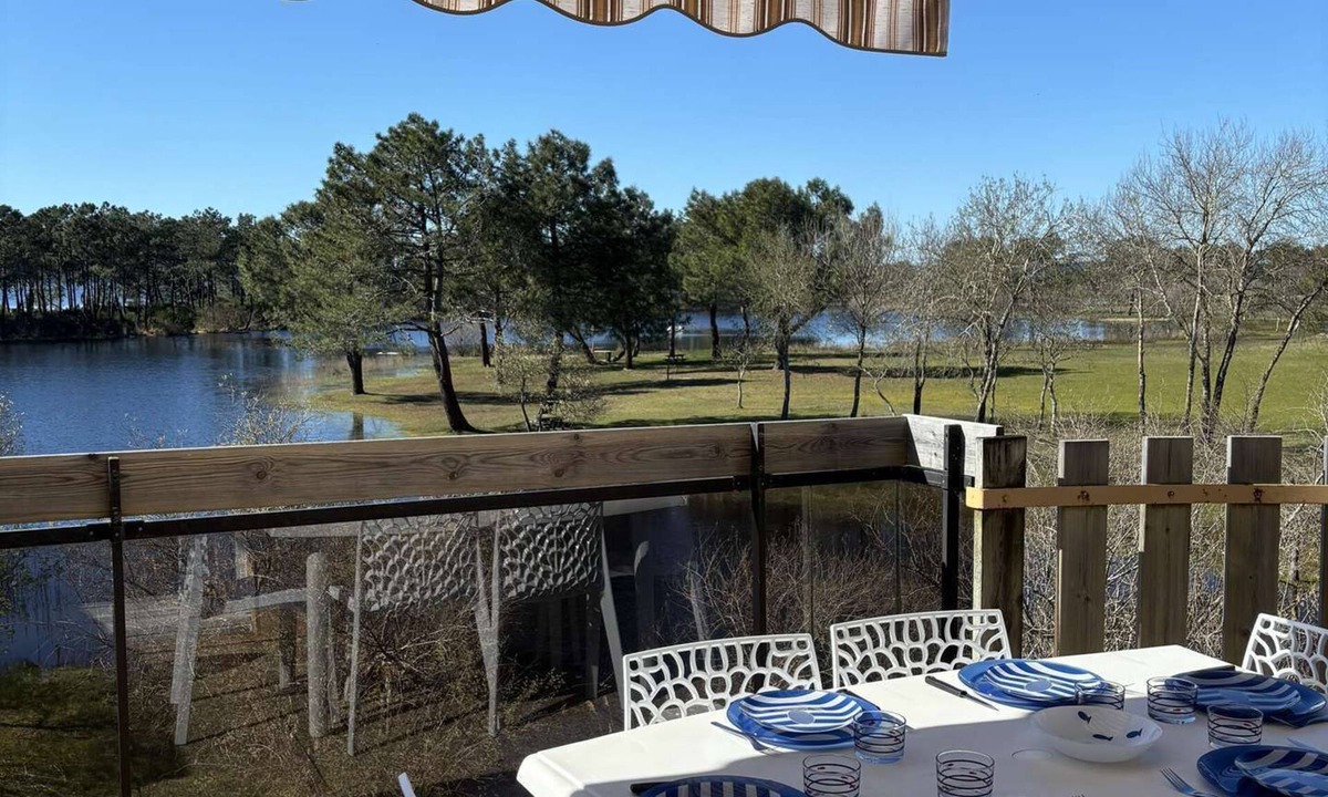 Hourtin Port Apartment | 122 - Nice apartment for 5/6 people with lake view