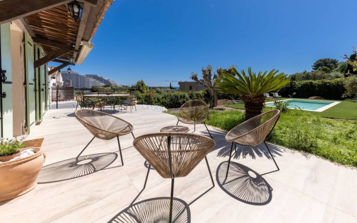 Villeneuve-Loubet Villa | 180 m² Villa ∙ 4 bedrooms ∙ 8 guests