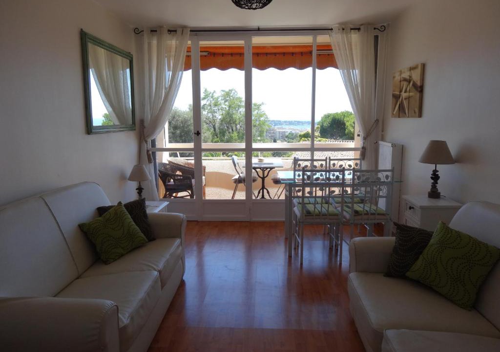 Antibes Apartment | 2 Bedroom Modern Apartment in Antibes with Sea View