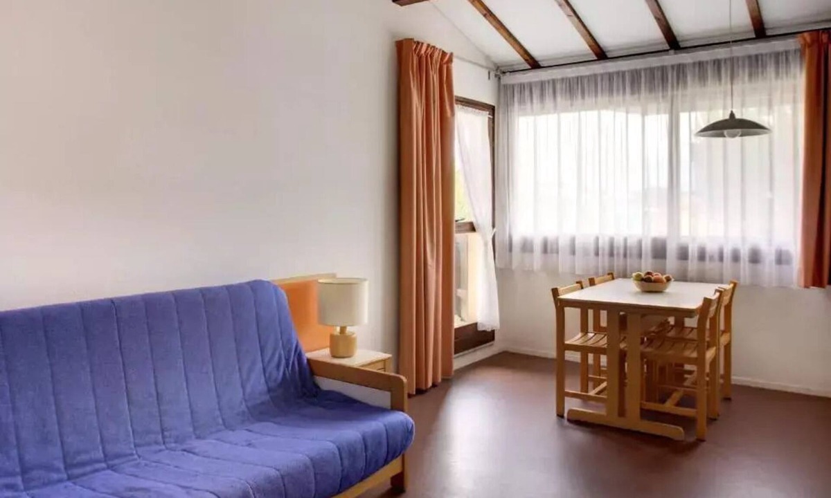 Mimizan-Plage Villa | 2-Room Vacation Rental for 4–5 People