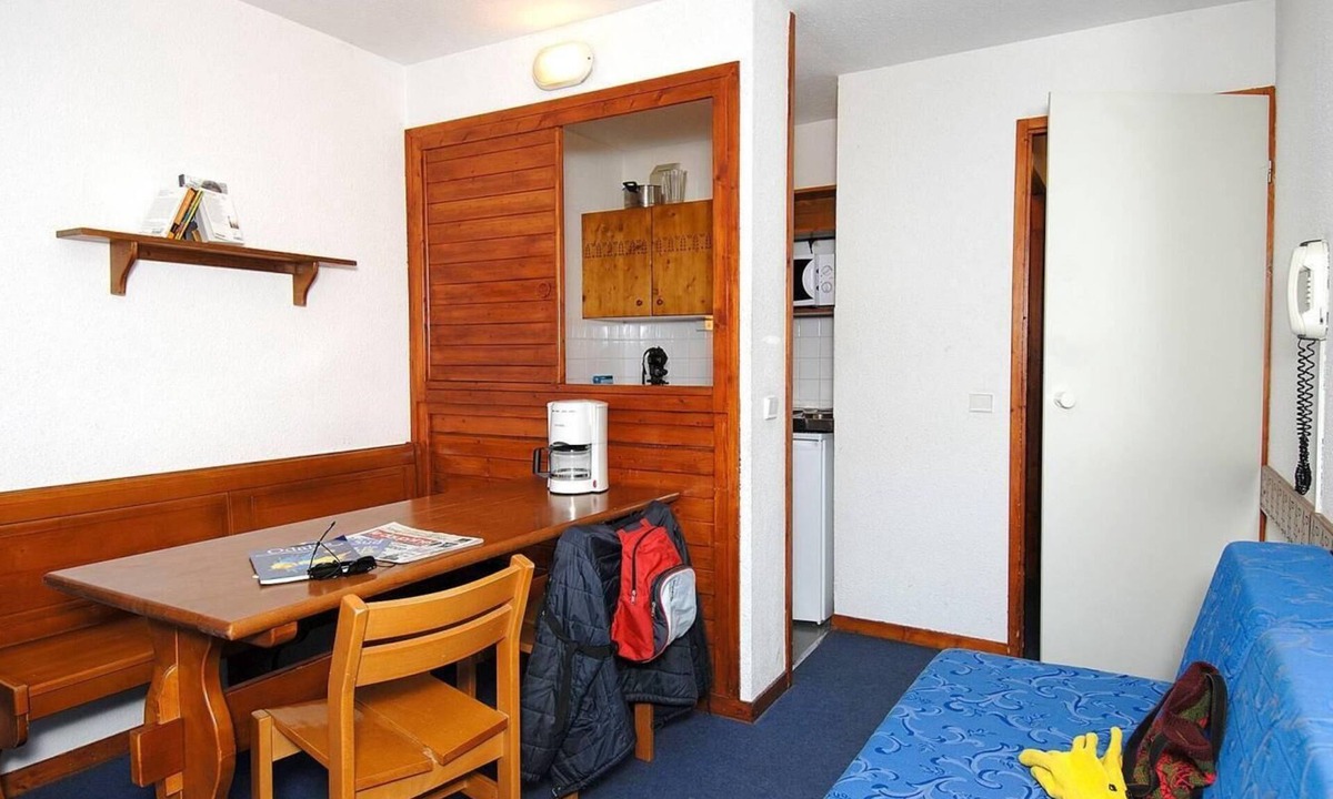 Val-d'Isere Apartment | 200m from resort center, balcony, tv, ski locker, 22-24m², Val d'Isère