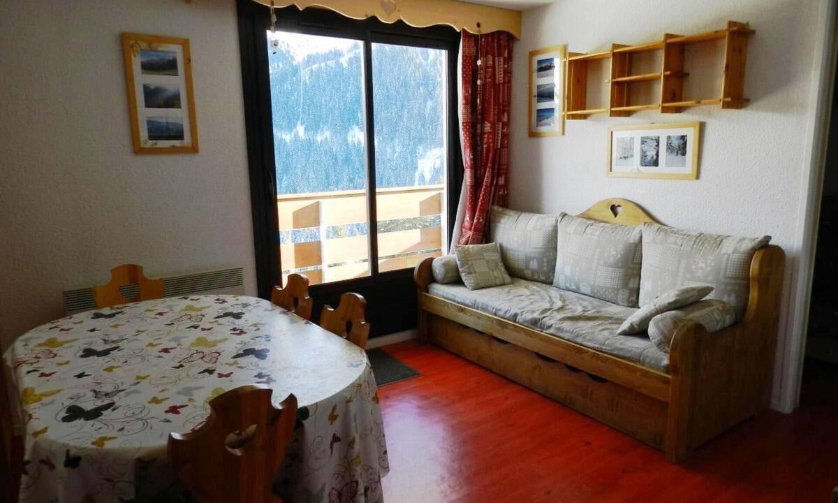 Le Pleynet Apartment | 200m from resort center, parking, ski locker, 24m², Les 7 Laux