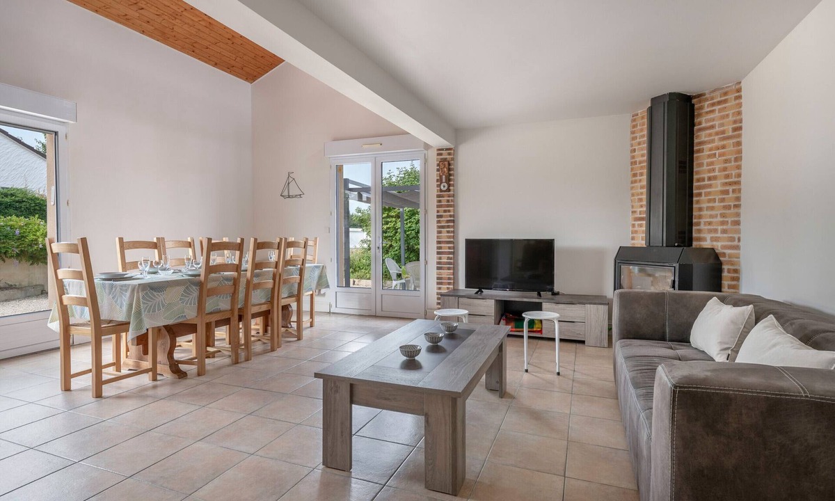 La Plaine-sur-Mer House | 200m from the sea, 6 adults and 4 children