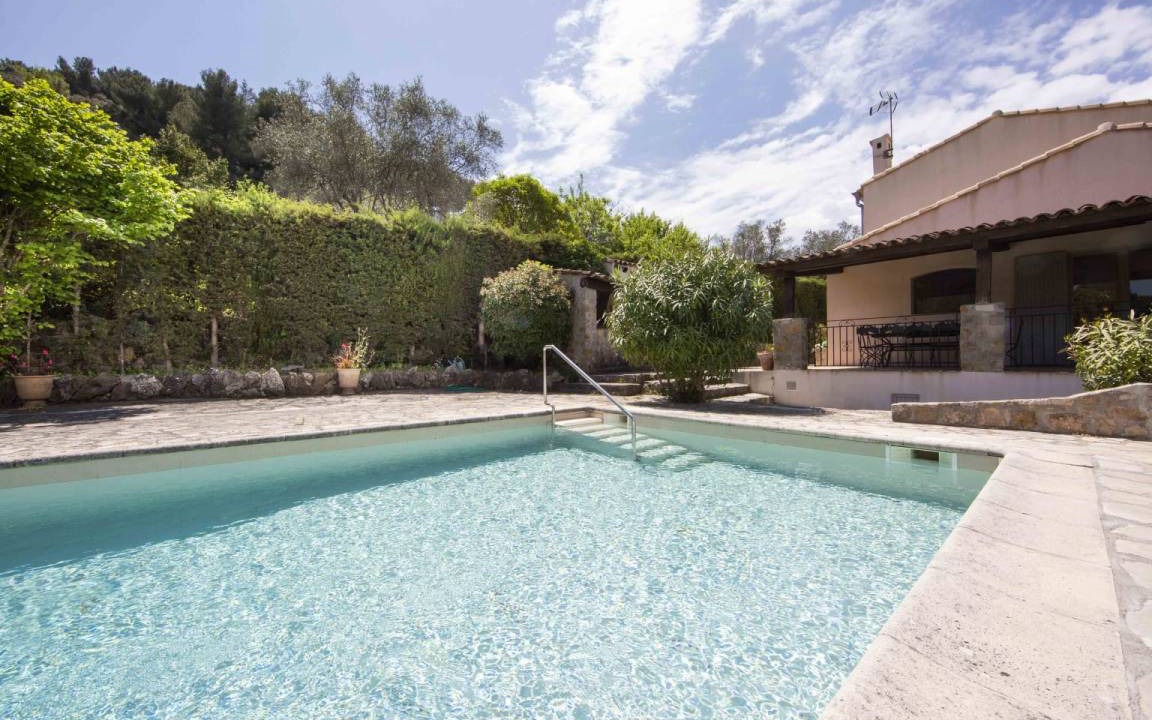 Vallauris Villa | 201 m² Villa ∙ 7 bedrooms ∙ 12 guests