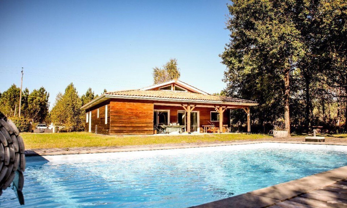 Hourtin House | 214 - Beautiful villa with a swimming pool in the heart of the wood.