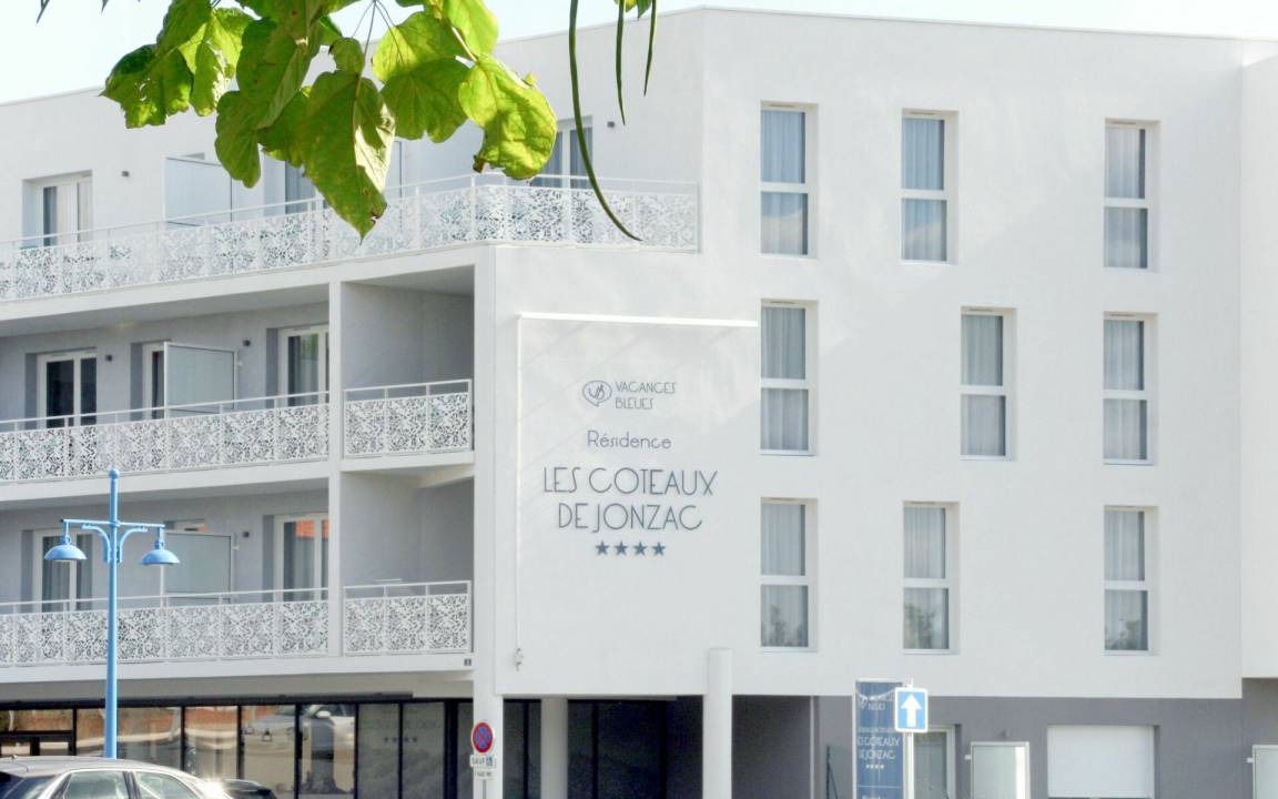 Jonzac Apartment | 25 m² Apartment ∙ 1 bedroom ∙ 2 guests