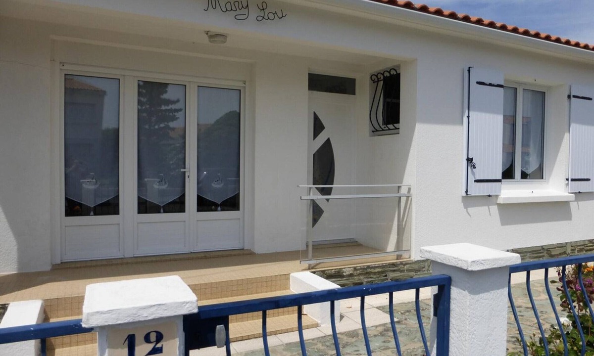 Saint-Gilles-Croix-de-Vie House | 3-room house near beach with garden