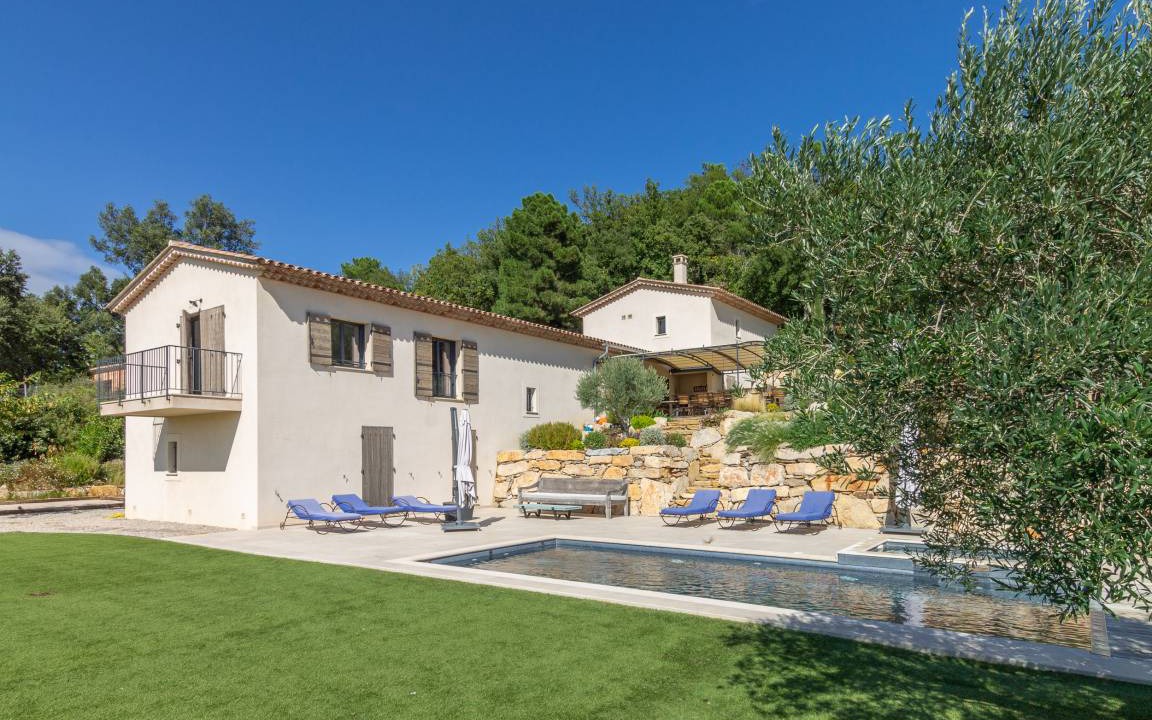 La Garde-Freinet Villa | 360 m² Villa ∙ 5 bedrooms ∙ 10 guests
