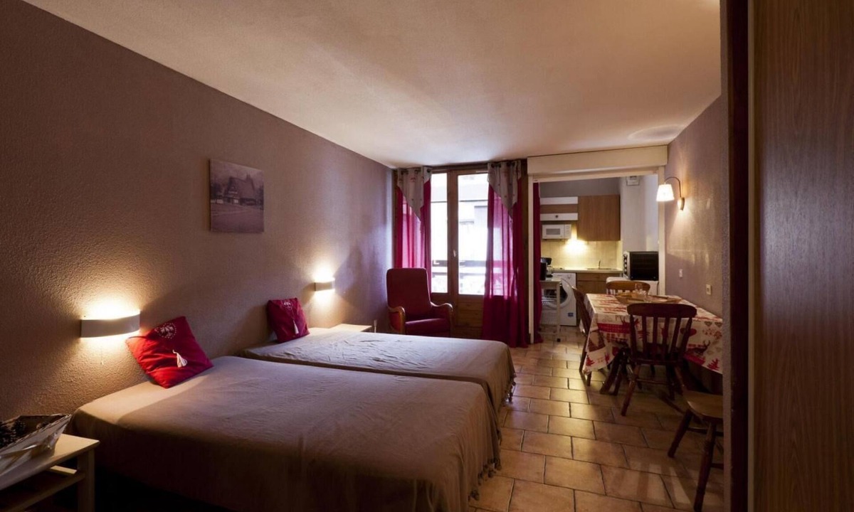 Brides-les-Bains Apartment | 3rd floor, balcony, tv, ski locker, 28m², Brides Les Bains