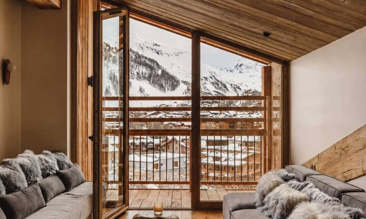 Le Cret Apartment | 41 Le Cret by One of A Kind Travel