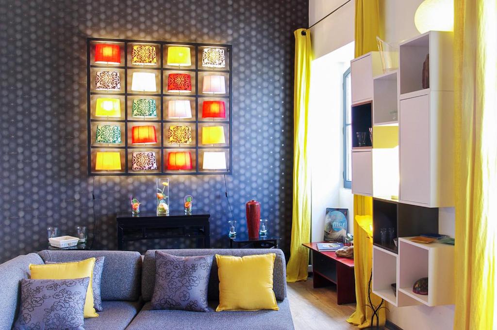 Bordeaux Golden Triangle Apartment | 444 Tourny - Localisation exceptionnelle 2 chambres avec ascenseur et Parking