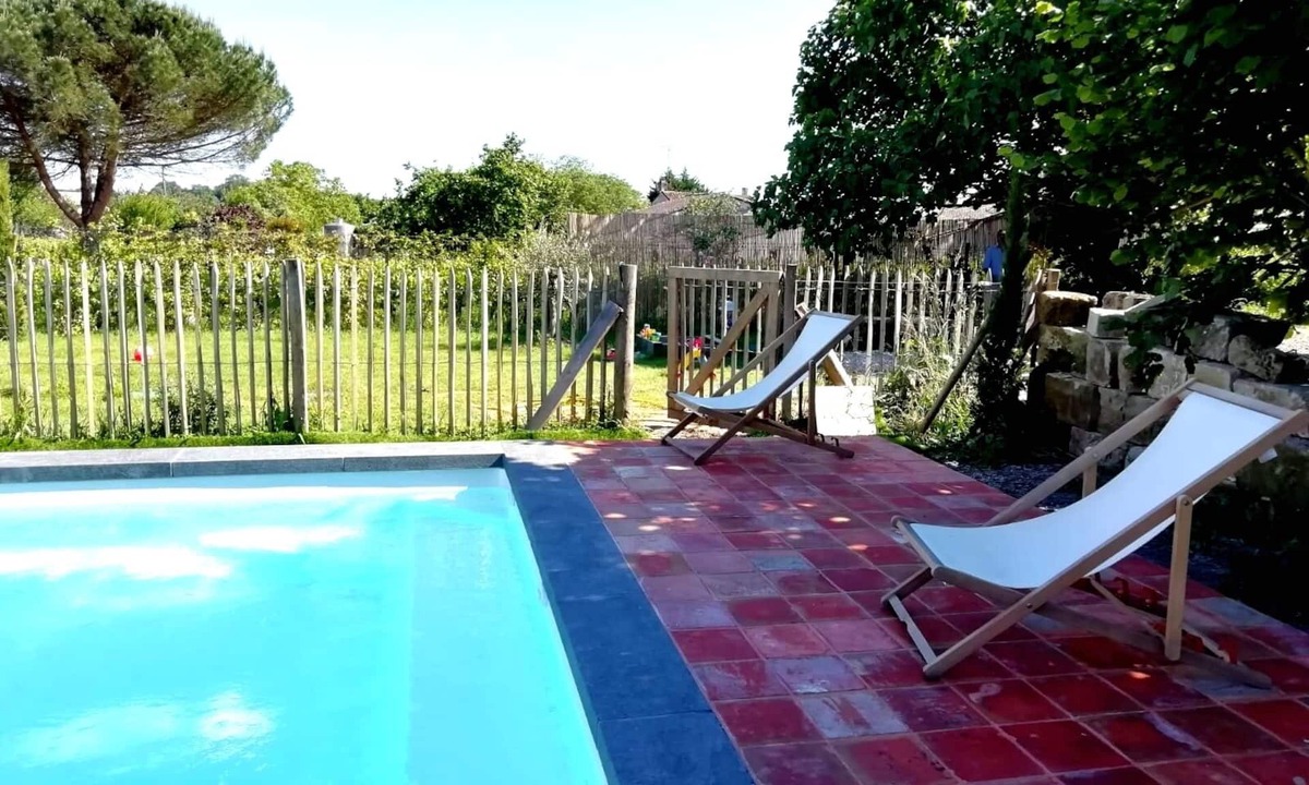 Lussac House | 5 bedrooms, private pool near St-Émilion