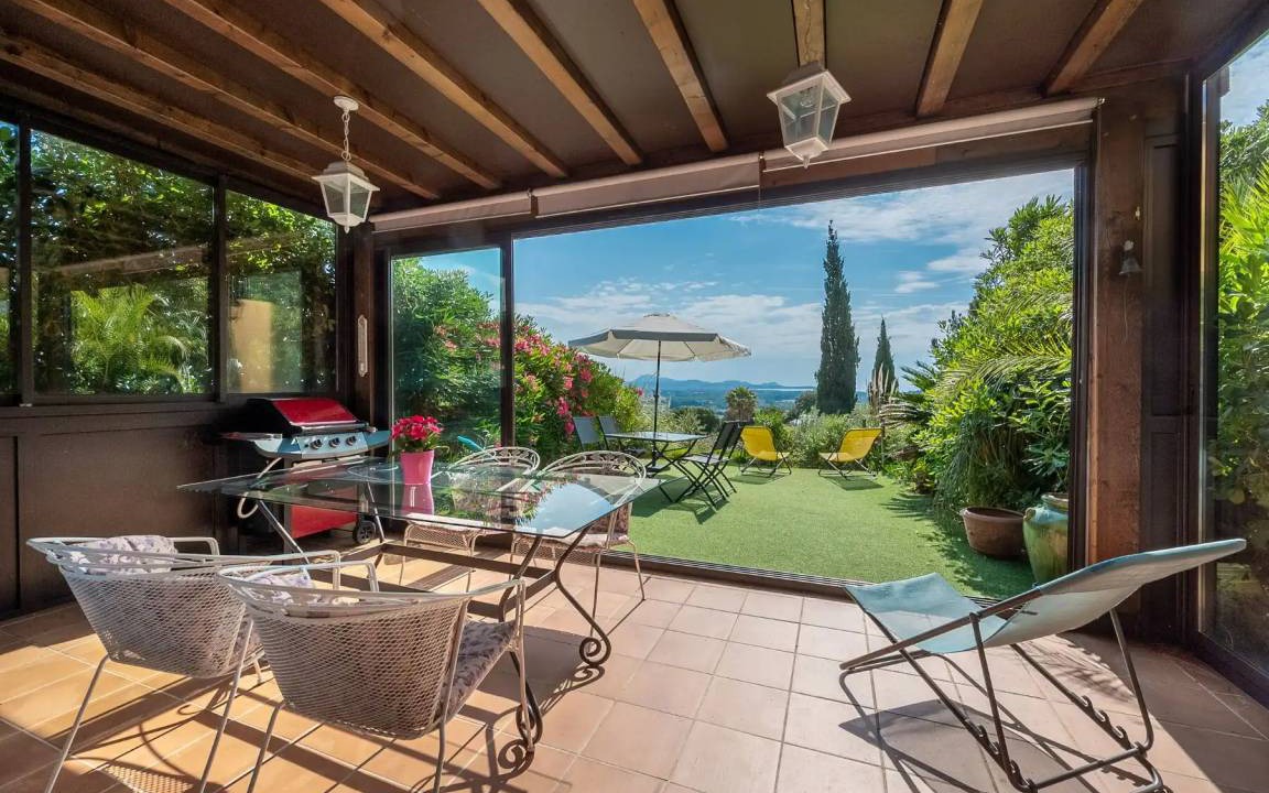 La Rouviere House | 80 m² House ∙ 2 bedrooms ∙ 6 guests