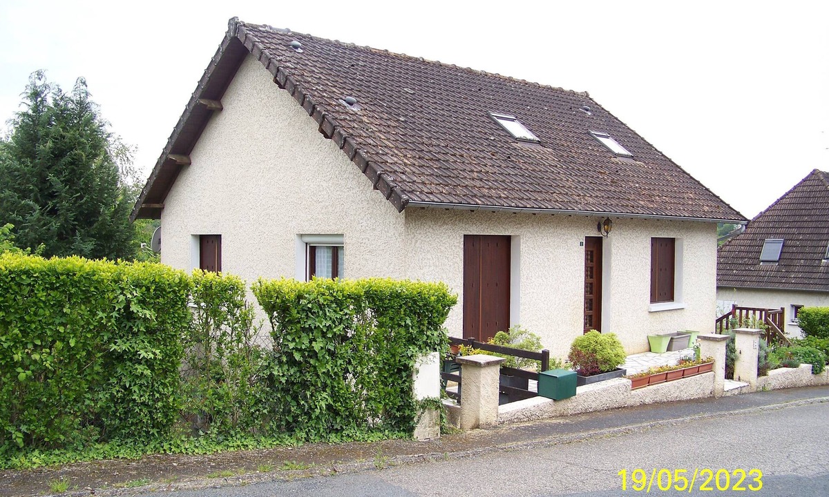 Seilhac House | A 5 Minutes à Pied du Bourg , Maison Avec Jardin Arboré