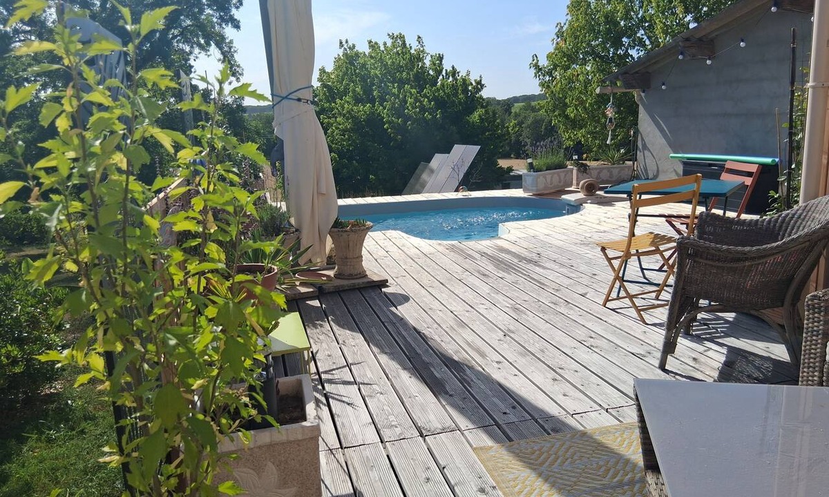 Singleyrac Bed & Breakfast | A cozy, peaceful countryside retreat: "Petit Nid du Lac" with a pool