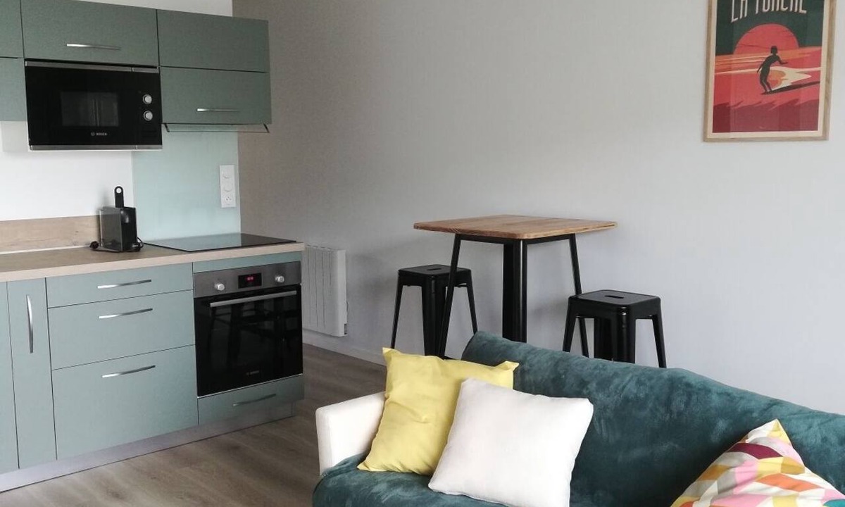 Loctudy Apartment | A MUST-SEE: Charming apartment near the ocean and beaches. Rest Assured