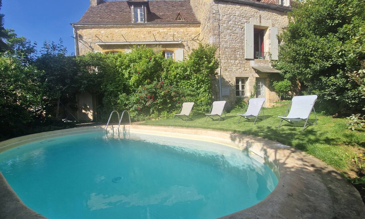 Domme House | A unique & special retreat, Chez Moge offers comfortable stay for up to 8 guests