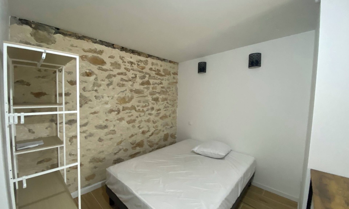 Saint-Andre-de-Lidon House | Air-conditioned house 2 pers. with garden, quiet, enclosed parking, near ocean