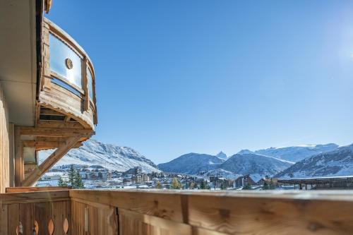 Jeux Apartment | Alpe d'Huez Houses - Chateau Noir - Grand standing pour 4 ou 5, Sauna, Fitness, Babyfoot