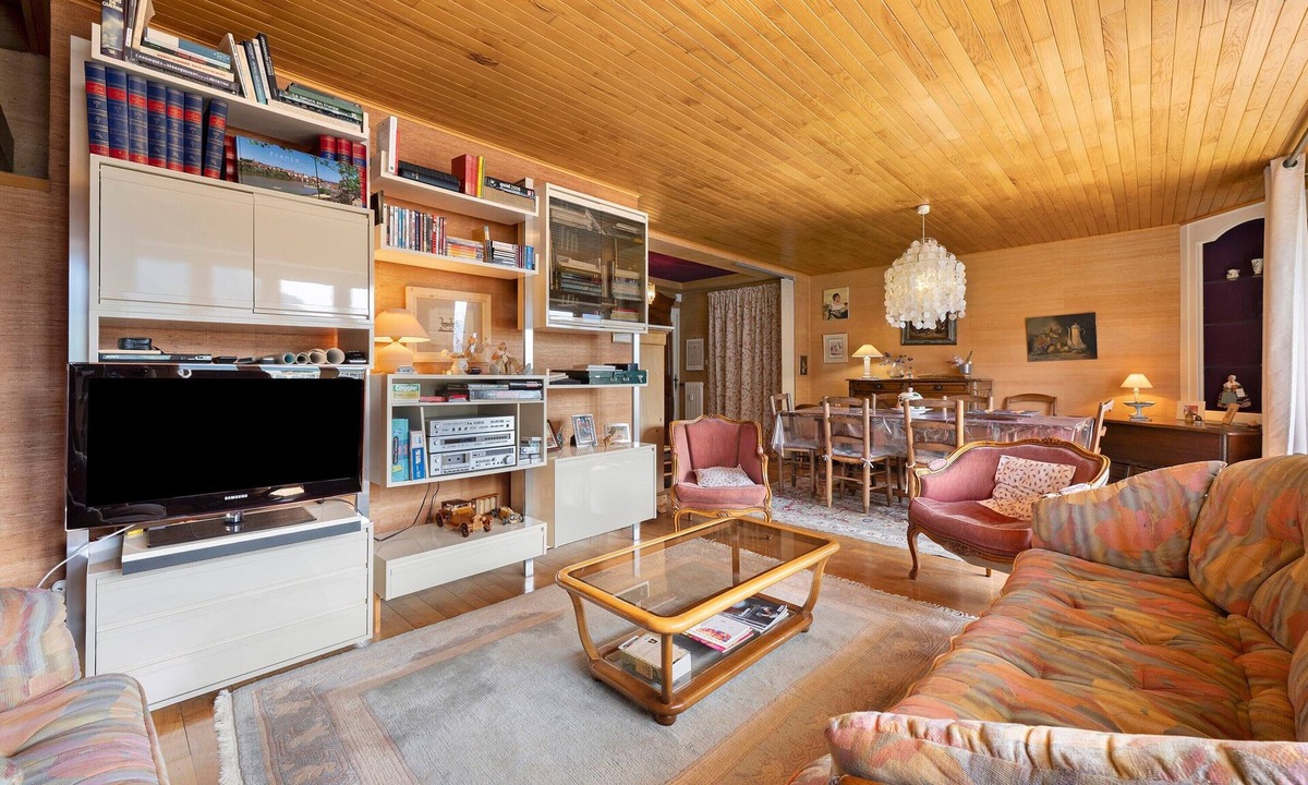 Saint-Jean-de-Maurienne Apartment | Apartment 'Duplex Saint Jean' with Mountain View