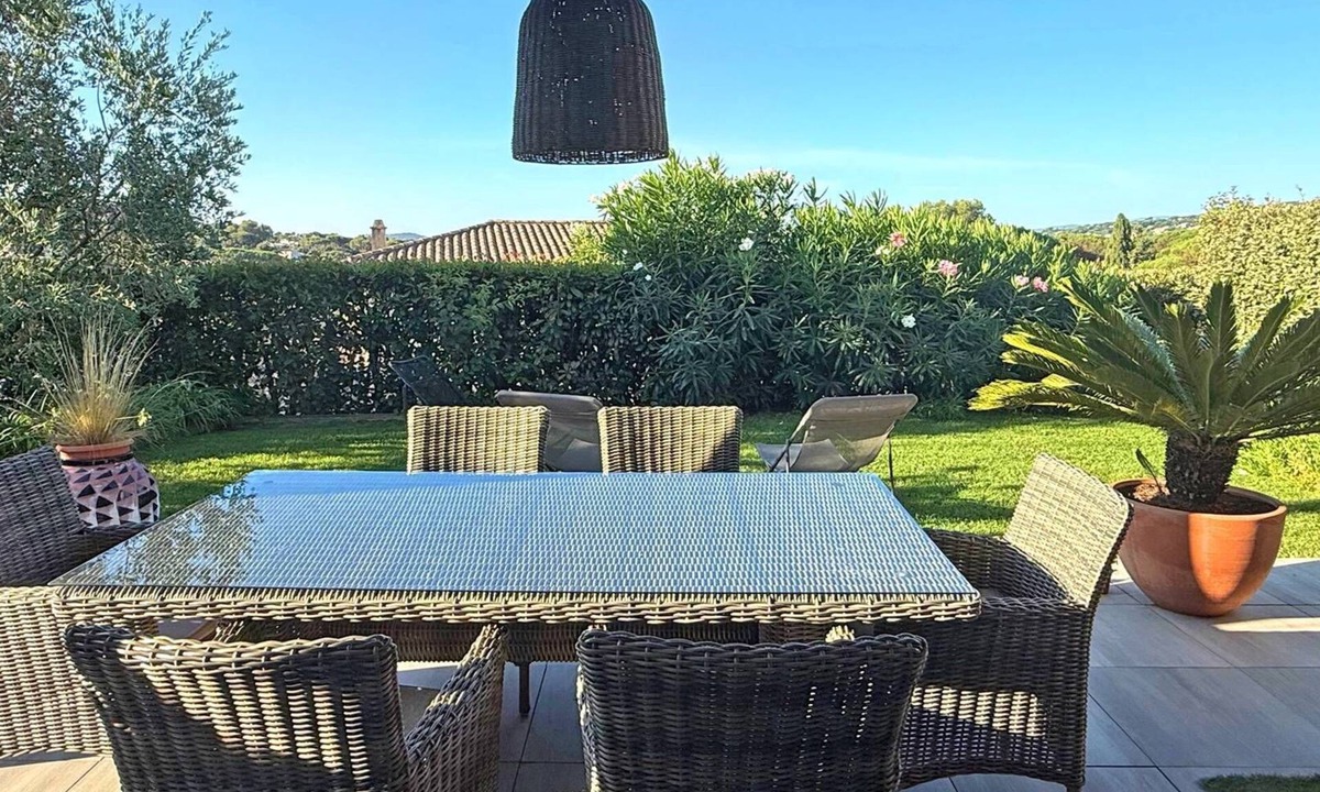 Sainte-Maxime Apartment | Apartment for 4 people – Swimming pool residence – Air conditioning – WiFi – Sainte Maxime