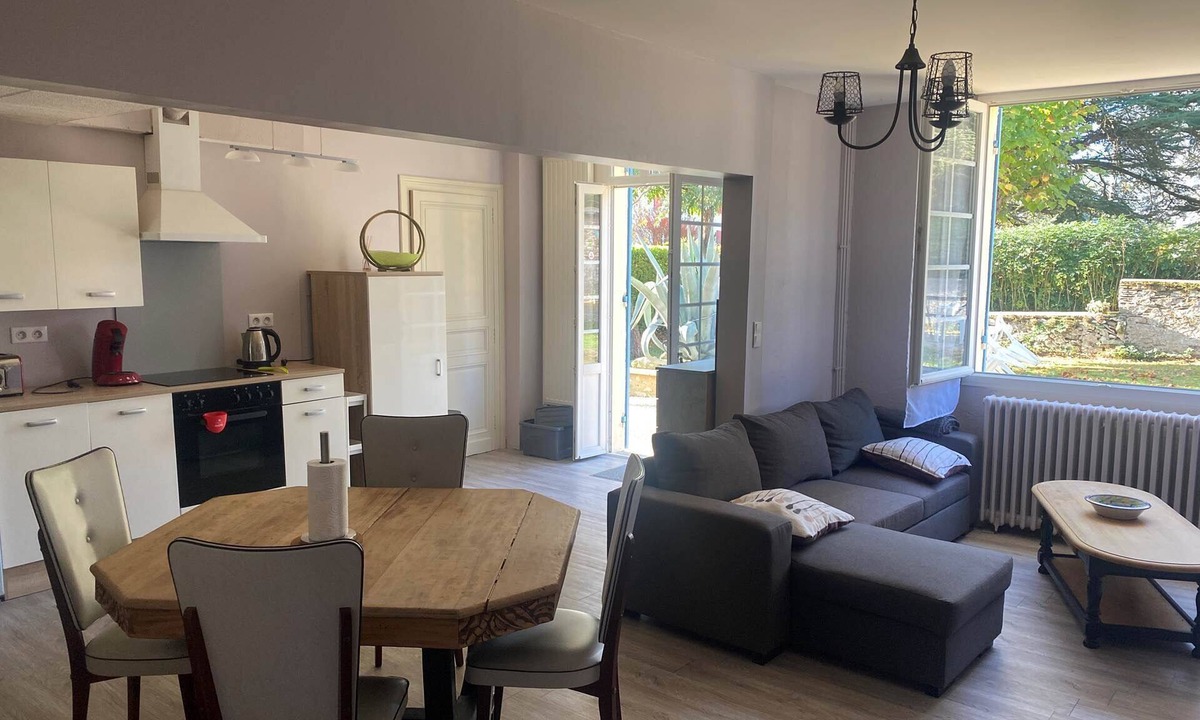 Le Fleix Apartment | Apartment Gîte Les Fleurs 3★ - Swimming pool & air conditioning, Dordogne