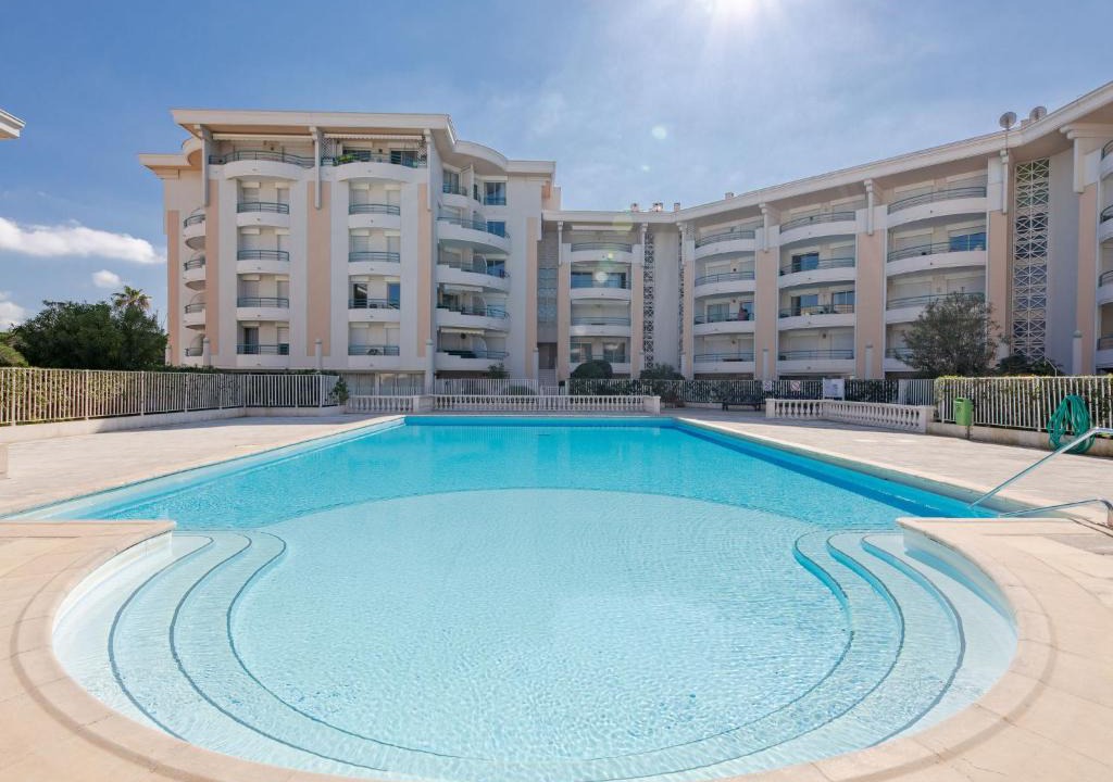 Frejus Port Apartment | Apartment L'Open-2 by Interhome