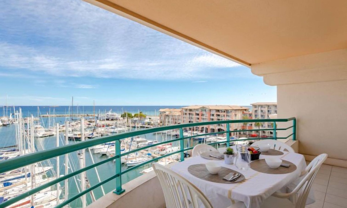 Frejus Port Apartment | Apartment L'Open by Interhome