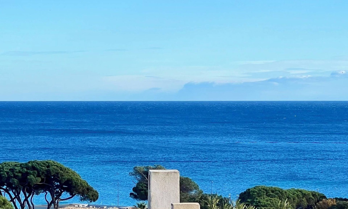Sainte-Maxime Apartment | Apartment/Mazet with garden (150m2) and sea view in a quiet location near the town center