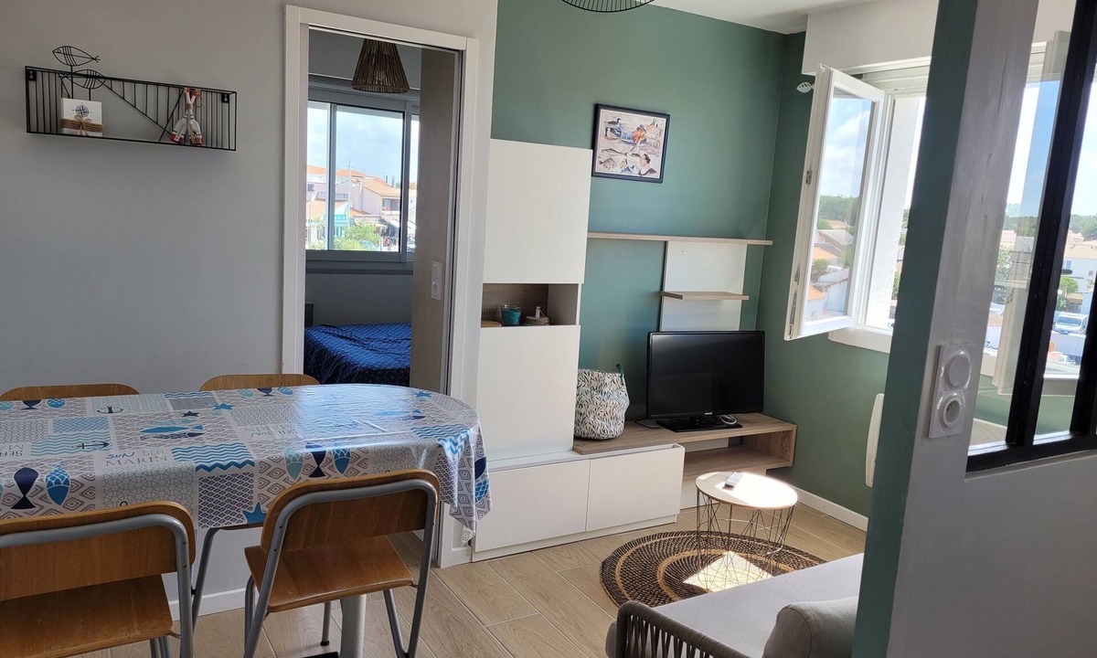 Fromentine Apartment | Apartment near bus station/town center/beach. all on foot!