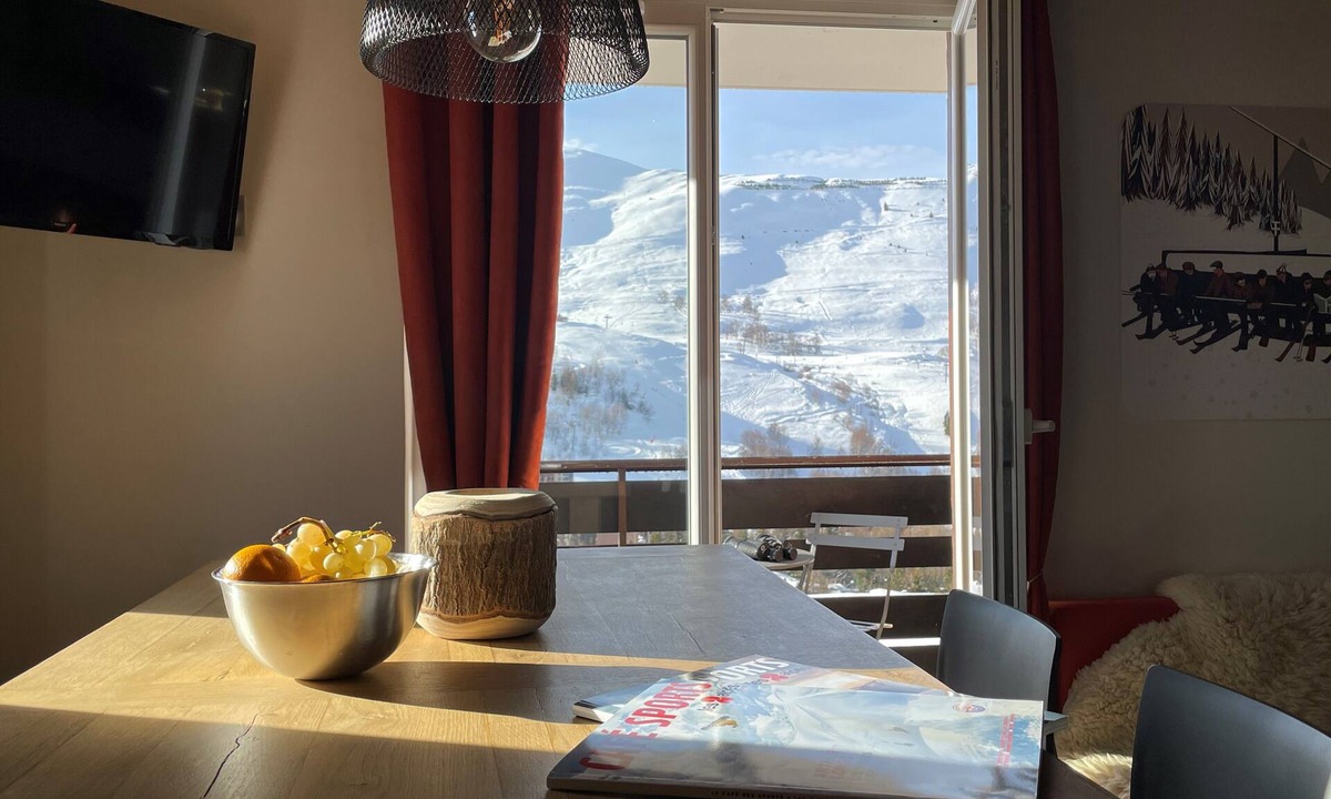 Mont-de-Lans Apartment | Appart ski aux pieds 8 pers : 3ch 2sdb - Sheets-Linen-Household-Wifi-Parking-TV's
