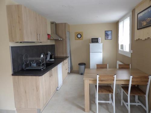 Saint-Martin-sur-la-Chambre Apartment | Appartement 4 personnes