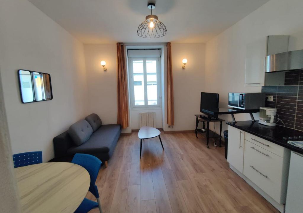 Toutes-Aides Apartment | Appartement 2 pièces rénové