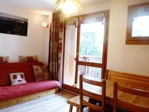 Areches Apartment | Appartement centre village, animaux OK - 4 pers. - FR-1-886-50