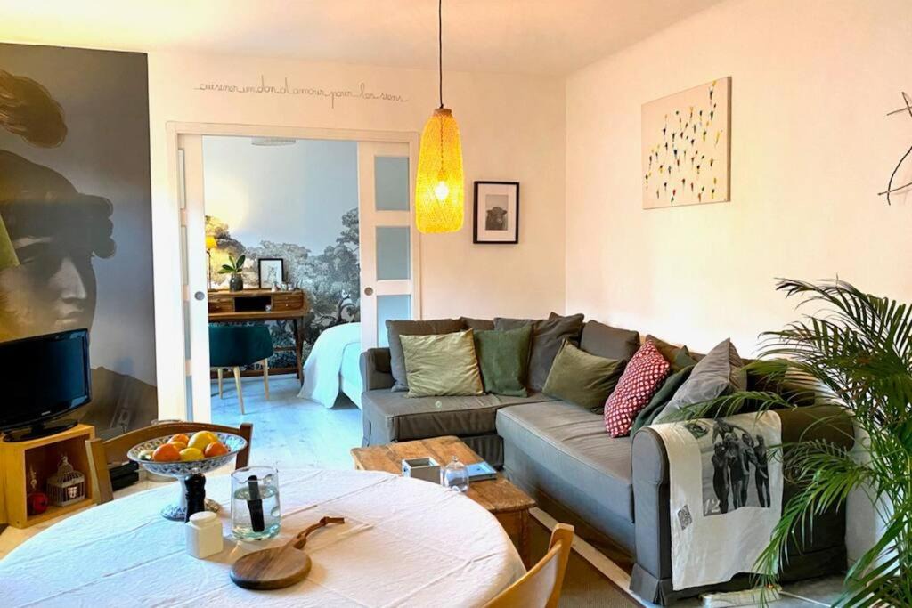 Grillaud - Proce Apartment | Appartement chaleureux entre Zola et Procé.