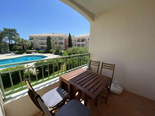 Les Issambres Apartment | Appartement 2P aux Issambres, piscine, tennis, parking sécurisé - FR-1-226-465