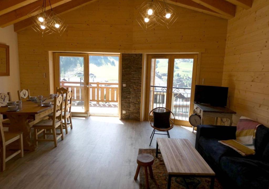 Beaufort Apartment | Appartement spacieux au cœur du village - 8 pers. - FR-1-886-129