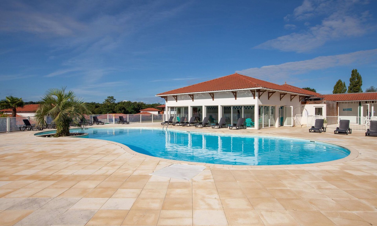 Cassen Condo | Appartment Comfortable | Parking | Climatisation