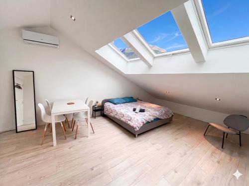 La Tronche Apartment | Aria l CLIM l proche hospital