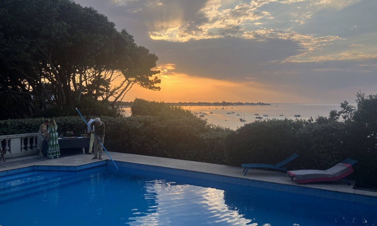 Noirmoutier-en-l'Ile Villa | Armor Steredenn.Bois de la Chaise. Sea view and direct private access to the beach