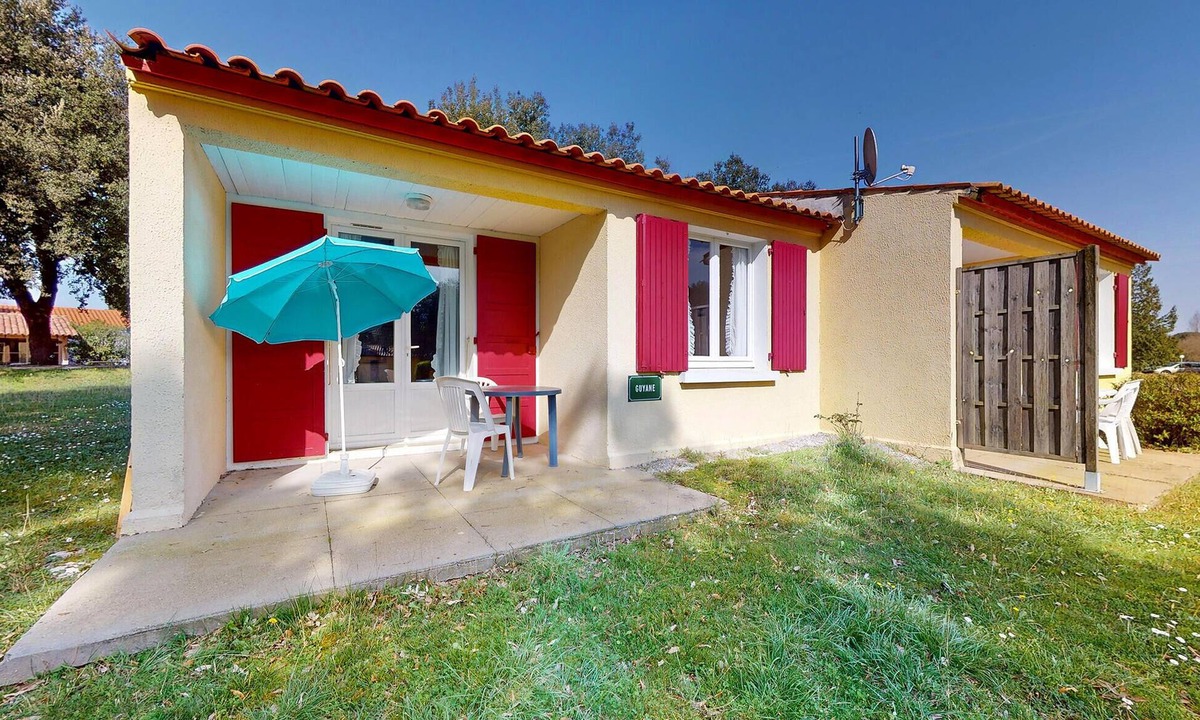 Saint-Savinien House | Awesome home in Saint-Savinien