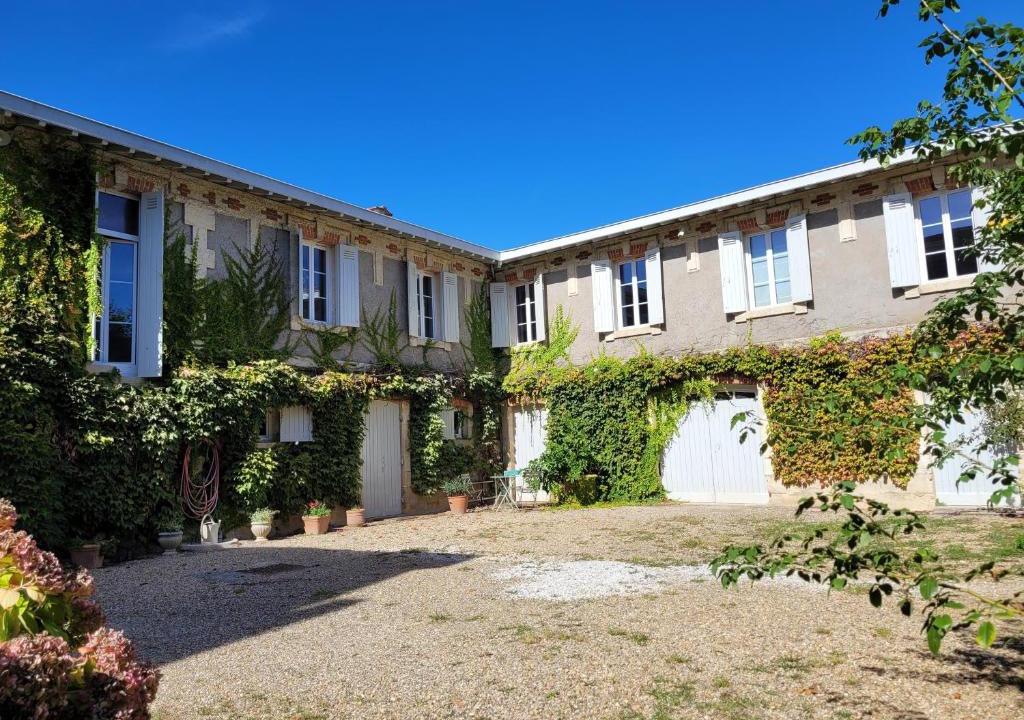 Bourg-sur-Gironde Bed & Breakfast | B&B L'Annexe De Camillac
