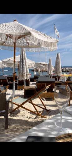 Cap d'Ail Apartment | Baie marquet frontière monaco