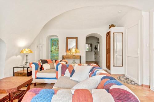 Meounes-les-Montrieux House | Bastide de Pachoquin Gîte - Spa