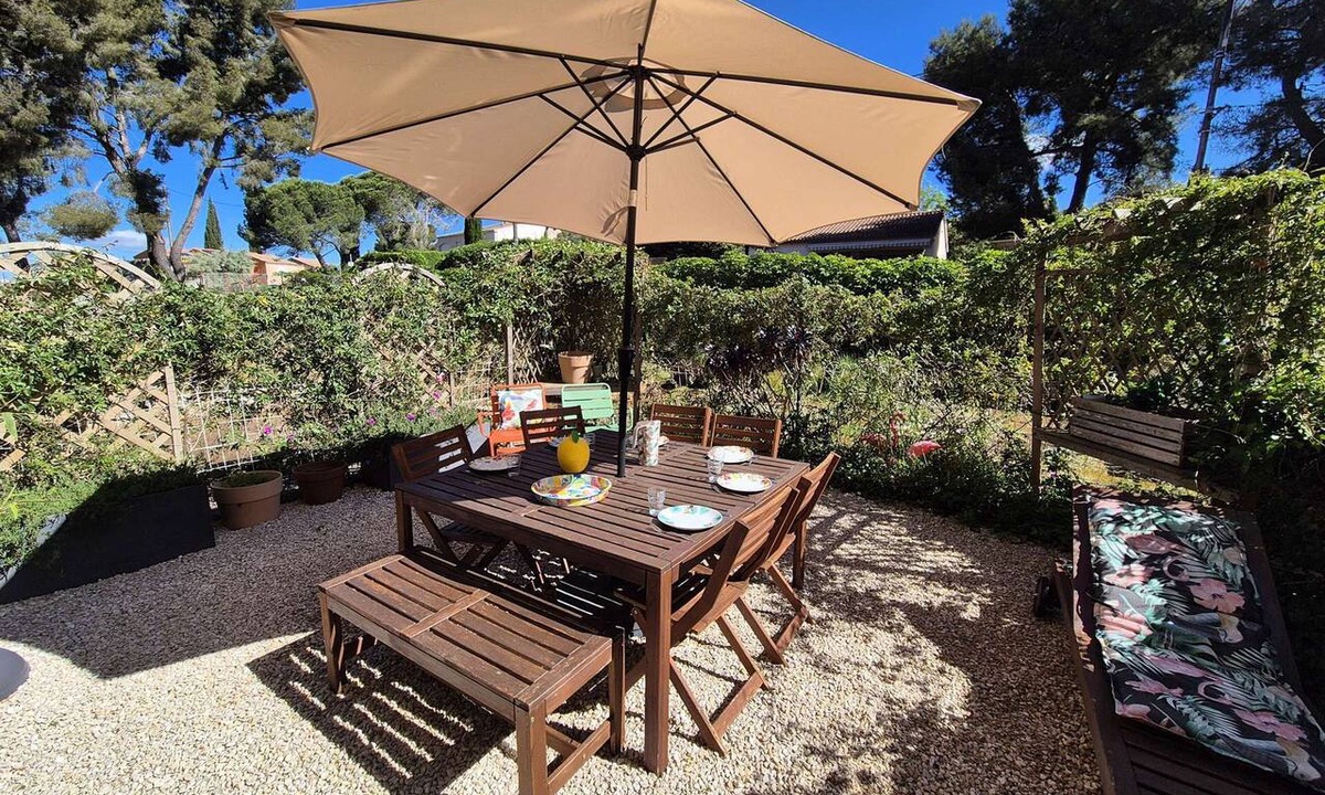 Saint-Mandrier-sur-Mer Apartment | Beach nearby, all on foot, WIFI, fully equipped for your comfort