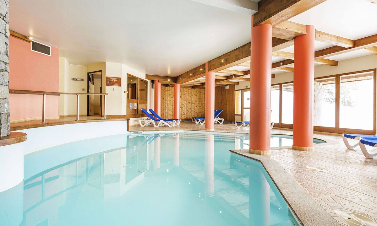 Plan Peisey Apartment | Beautiful apartment for 8 guests with WIFI, pool, TV, terrace and pets allowed
