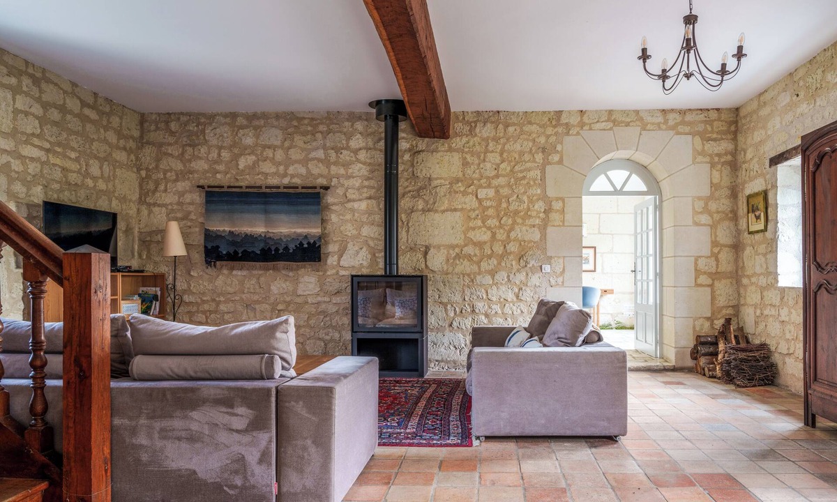 Bourgueil House | Beautiful house with pool in Bourgueil 5 bedrooms/10 people