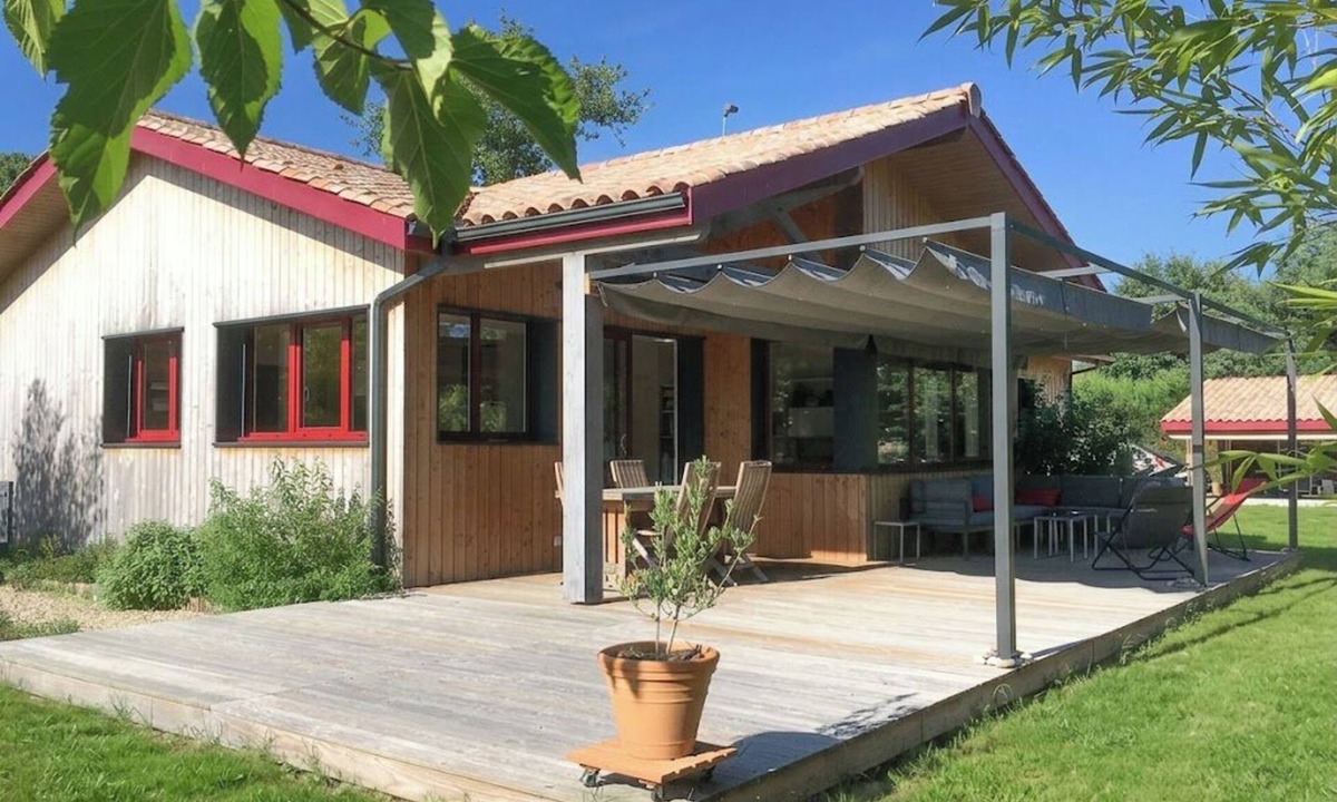 Hourtin House | Beautiful recent and comfortable wooden house, 200m from the lake, along the cycle path